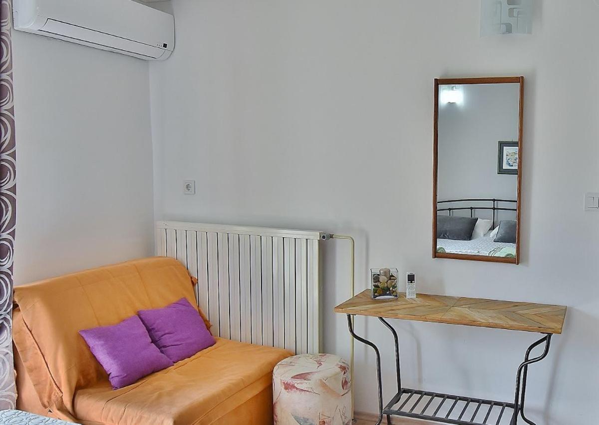 Apartments Ruzica Banjol ภายนอก รูปภาพ